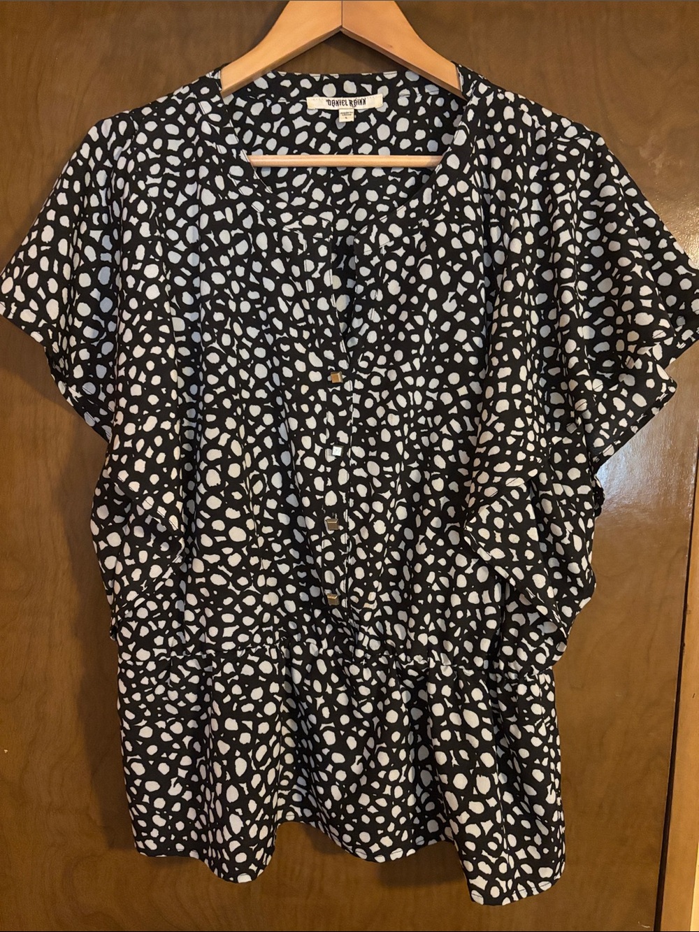 Violet & Claire Black and White Abstract Dot Peplum Blouse